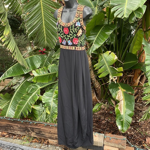 Vintage, AJ Bari silk beaded dark floral gown - Picture 5 of 11